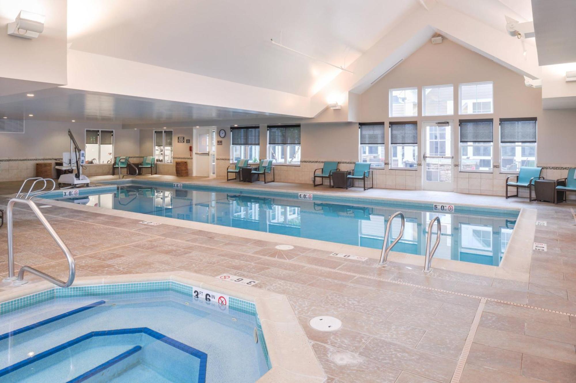 By Marriott Hotel North Conway