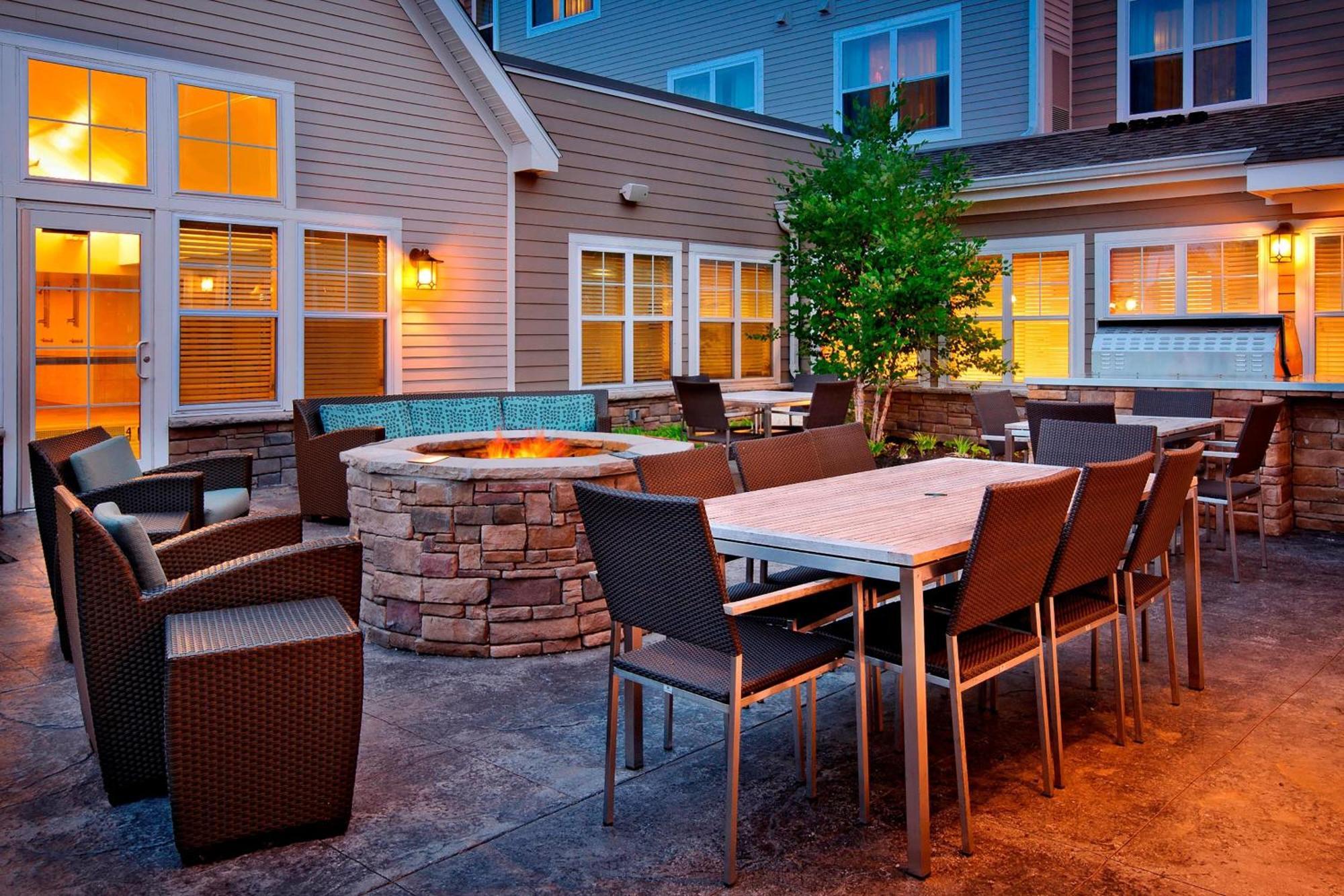 By Marriott Hotel North Conway
