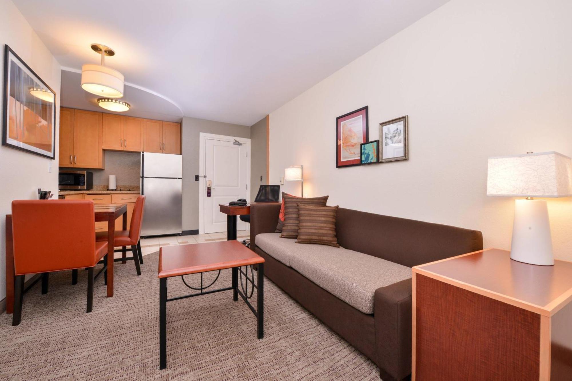 Hotel By Marriott 3*