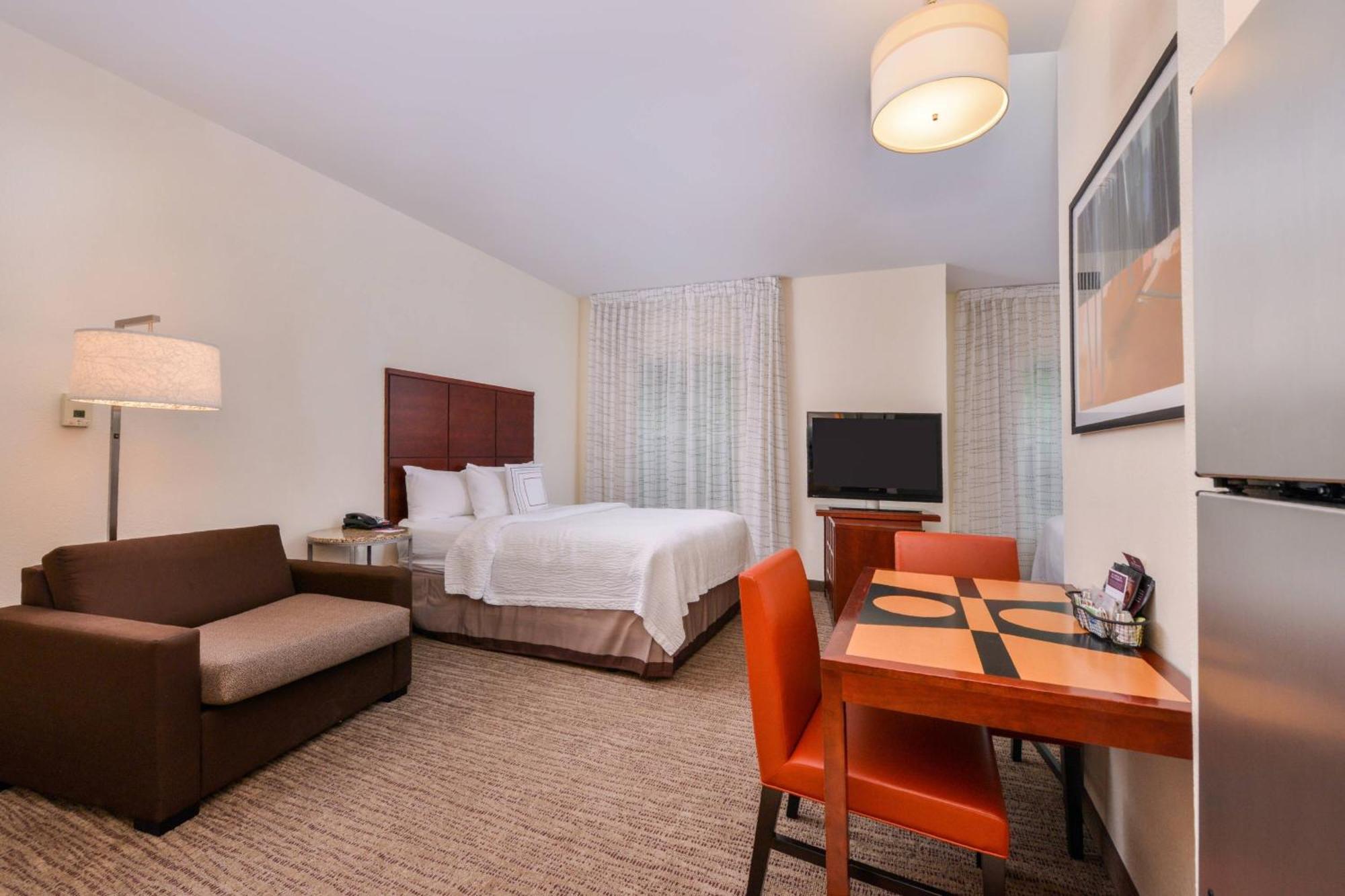 By Marriott Hotel