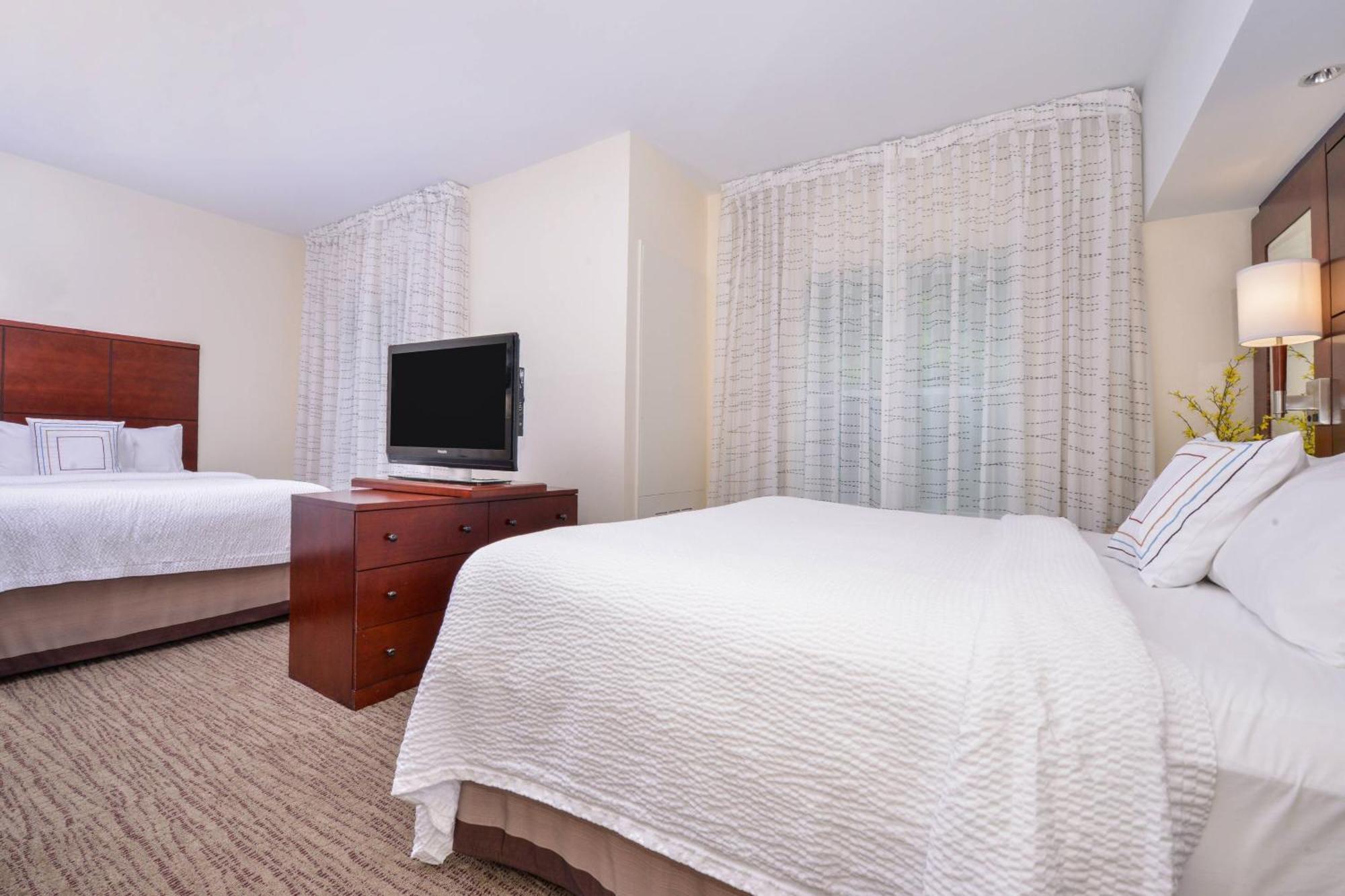 By Marriott Hotel 3*